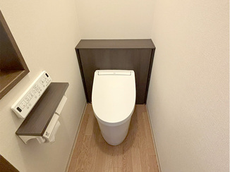 トイレリフォーム 収納不足を解消してスッキリしたレストルーム